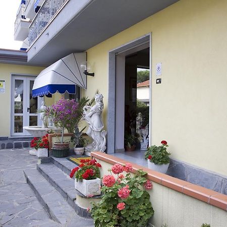 Hotel Fortunella Lido di Camaiore Exterior photo